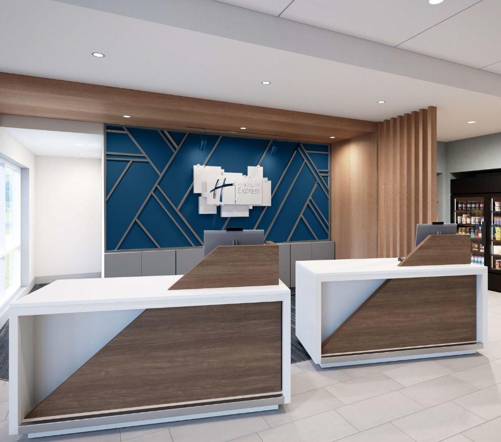 Holiday Inn Express & Suites Rhinelander By Ihg Buitenkant foto