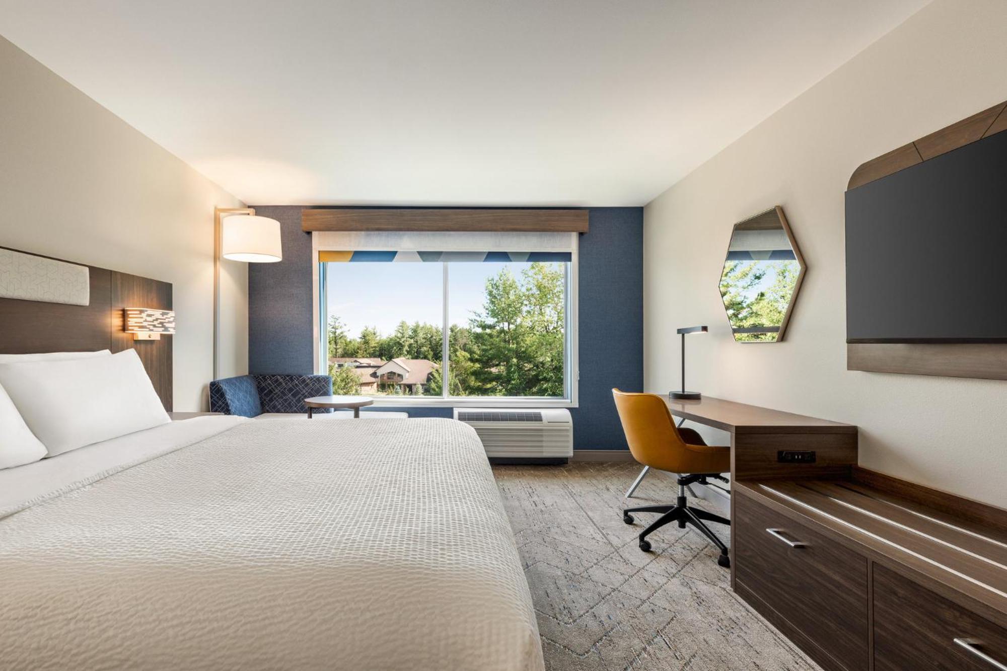 Holiday Inn Express & Suites Rhinelander By Ihg Buitenkant foto